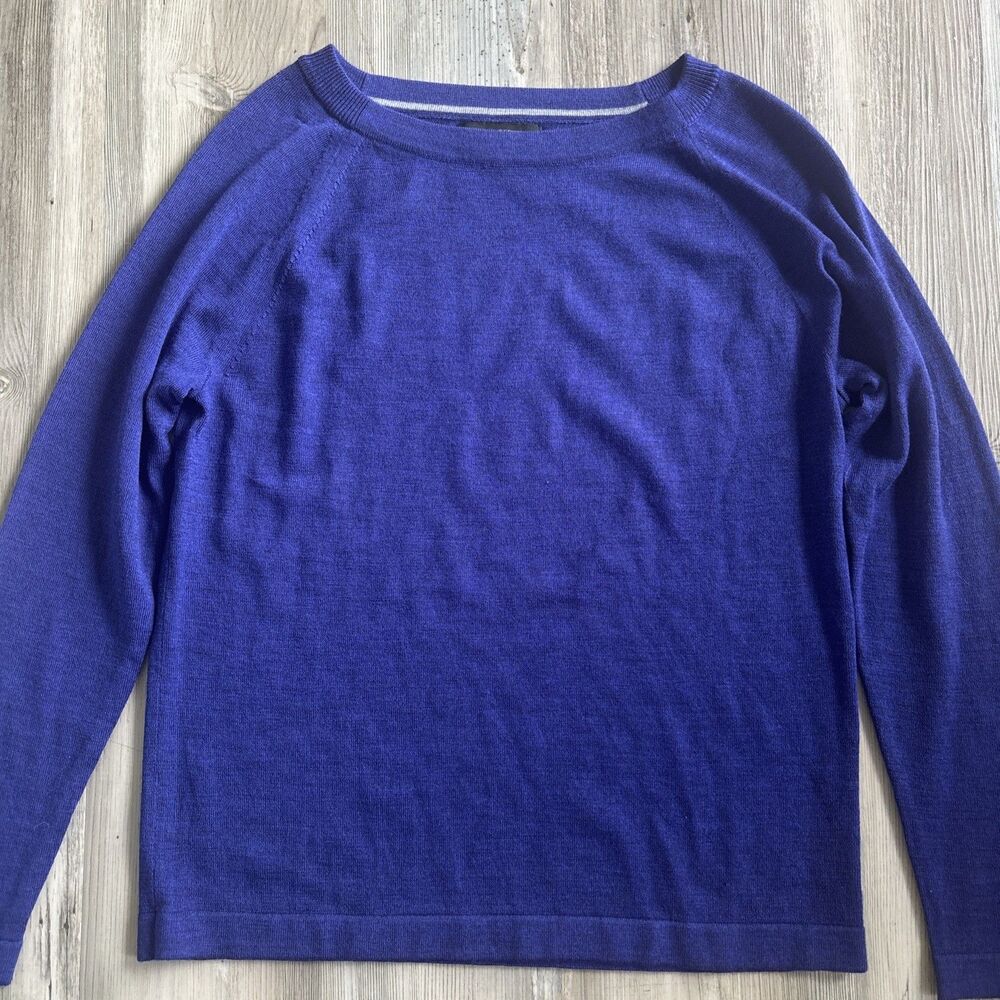 Banana Republic Women’s 100% Merino Wool Purple Crewneck Sweater Size Medium